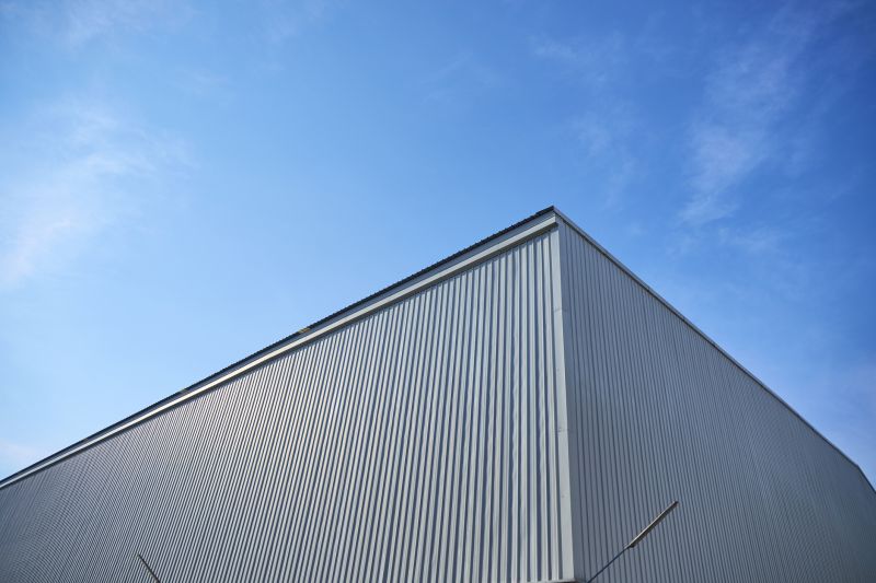 Metal Siding Contractors detail